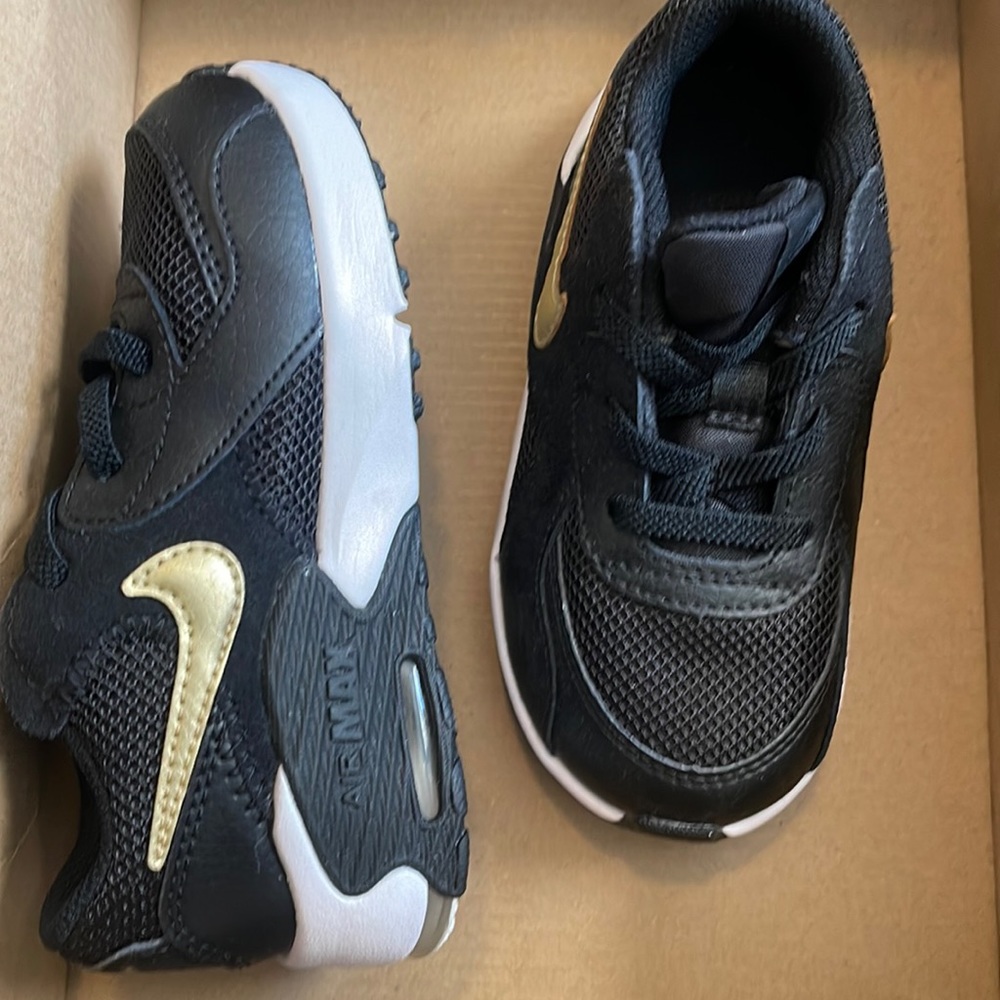 Nike kids